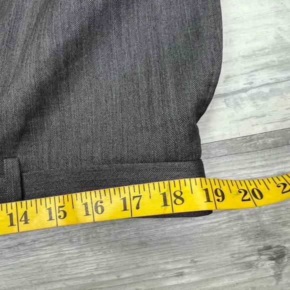 Jos A Bank Signature Cambridge Grey Herringbone Suit 42L - Picture 7 of 9